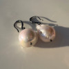 Серьги с крупным барочным жемчугом черные